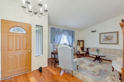 15221 42nd Pl, Phoenix AZ  85032-8117 exterior