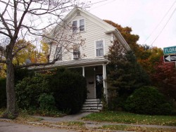 123 Floral St, Newton, MA 02461-1543