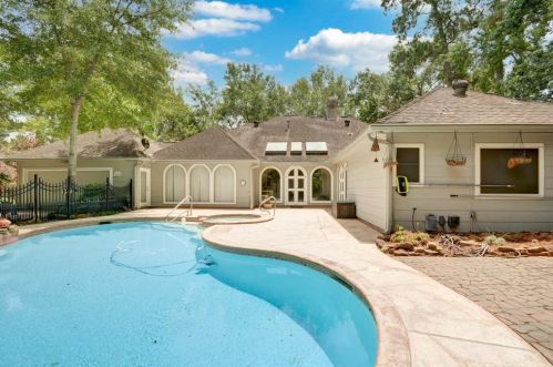 1823 Mountain Aspen Ln, Humble TX 77345-2165 exterior