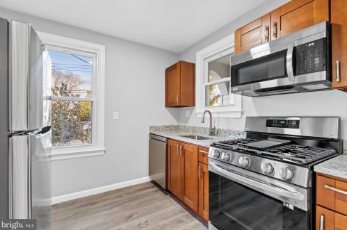 1135 Chaplin St, Washington DC  20019-4923 exterior