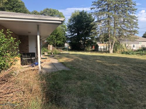 4666 Greenfield Dr, Berrien Springs MI 49103-9565 exterior