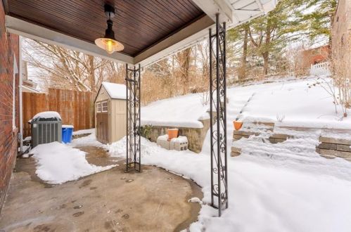 1311 Bellaire Pl, Pittsburgh PA 15226-1829 exterior