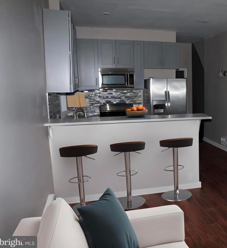 225 52nd St, Philadelphia PA  19139-4107 exterior