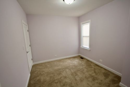 7705 Bennett Ave, Chicago IL  60649-4605 exterior