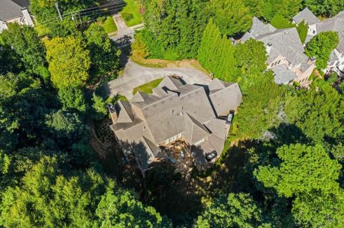 4968 Long Is Dr, Atlanta GA 30327-4904 exterior