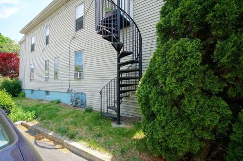 39 Washington St, Ipswich MA 01938-1838 exterior