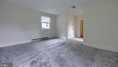 1944 Millersville Rd, Lancaster PA 17603-6153 exterior