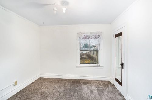 416 21 Ave, Duluth MN 55806-1626 exterior