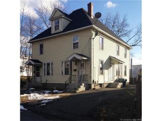 18 Lincoln St, Manchester CT  06040-3906 exterior