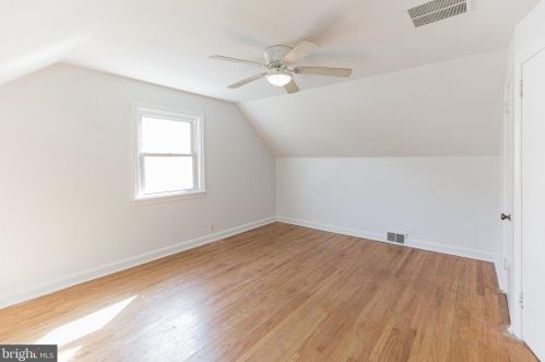 1302 High St, Haddon Heights NJ 08035-1843 exterior