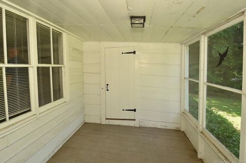 14 Meadow Rd, Windsor CT  06095-4617 exterior