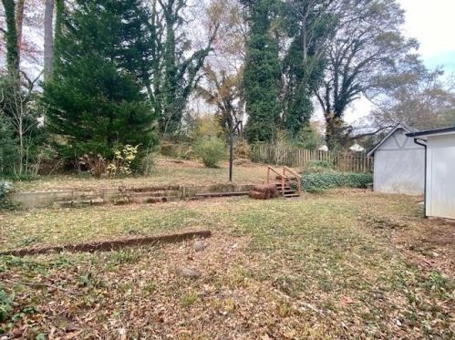 486 Barnett Dr, Atlanta GA 30354-1556 exterior