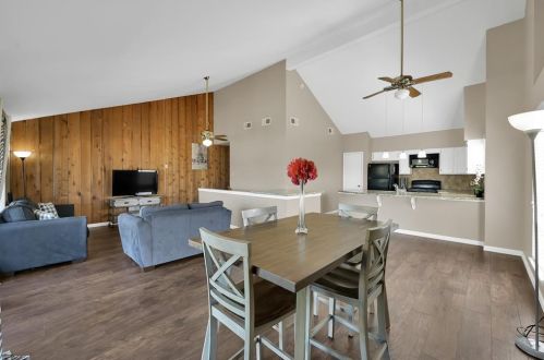 103 April Pt Dr, Montgomery TX 77356-8873 exterior