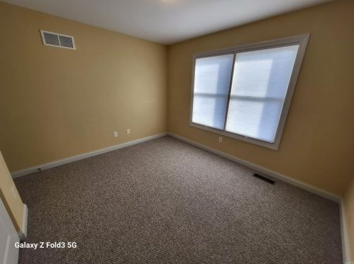 1 Crabapple Ct, Saint Louis MO 63132-3422 exterior