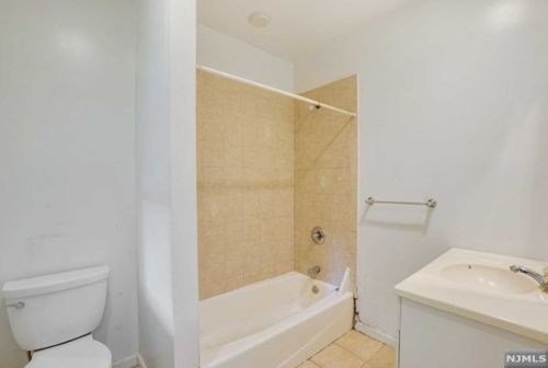 174 Harrington Ave, Closter NJ  07624-1123 exterior