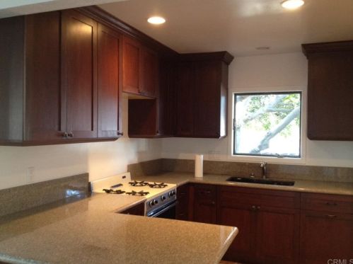 3704 42nd St, San Diego, CA 92105-2515