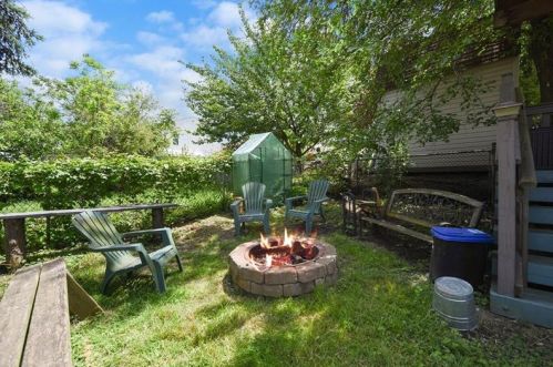 312 Kaercher St, Pittsburgh PA 15207-1477 exterior