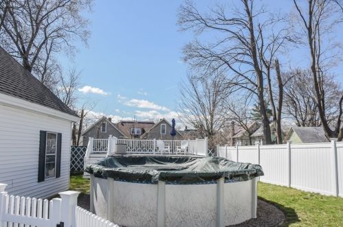 6 Stevens St, Methuen MA 01844-3154 exterior