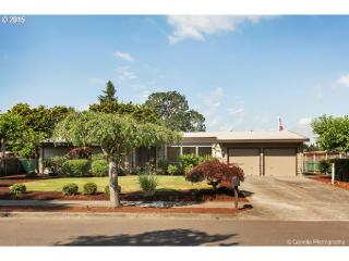 4085 192nd Ave, Portland, OR 97229-2901