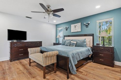 2632 41 St, Boca Raton FL 33434-2515 exterior