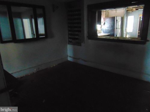 1225 Lansdowne Ave, Camden NJ 08104-1241 exterior