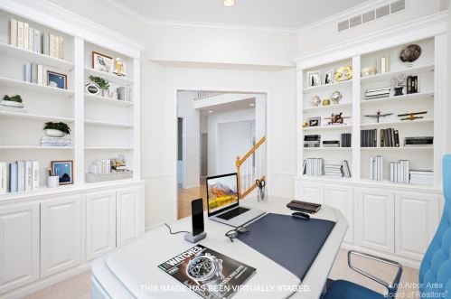 301 Fairways Ln, Lyndon Twp MI 48118-2130 exterior