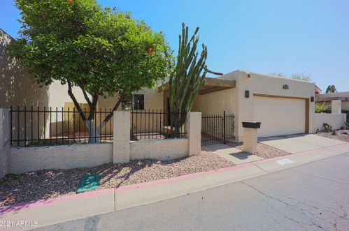2921 Cholla St, Phoenix, AZ 85029-4326