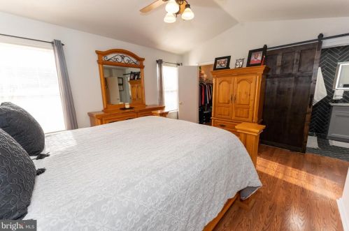 242 Stonebridge Blvd, New Castle DE 19720-6711 exterior