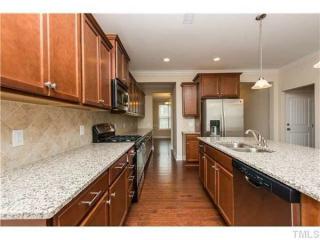 2212 Rocky Bay Ct, Cary NC  27519-6689 exterior