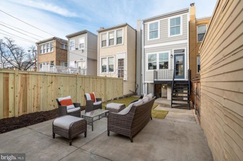 1807 Bay St, Washington DC  20003-2510 exterior