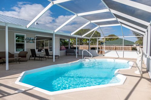 489 College Park Rd, Fort Pierce FL  34953-6224 exterior