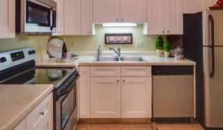 2285 Stewart Ave, Saint Paul MN  55116-3143 exterior