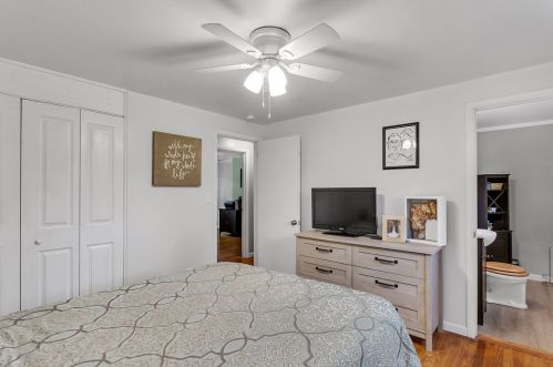 4828 Havana Dr, Pittsburgh PA 15239-2420 exterior