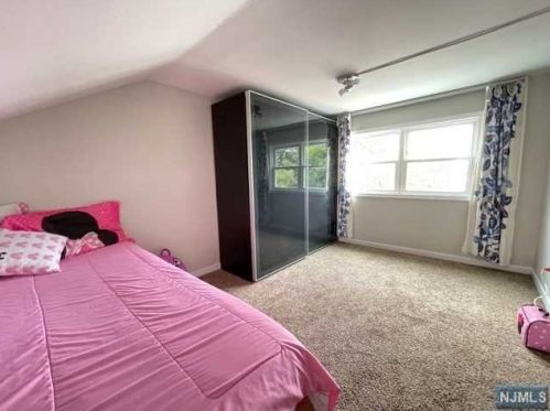 58 Hackensack St, East Rutherford NJ 07073-1415 exterior