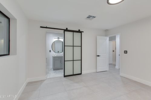 9919 47th Pl, Phoenix AZ  85028-4242 exterior