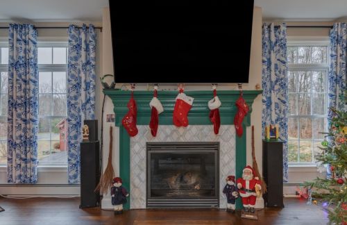 16 Shenandoah Dr, Concord NH  03301-7920 exterior