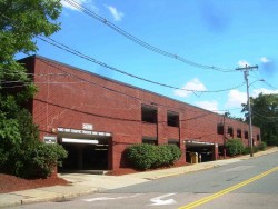 24 Chestnut St, Newton, MA 02465-2567