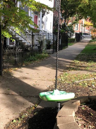 1512 Oakdale Ave, Chicago IL 60657-4011 exterior