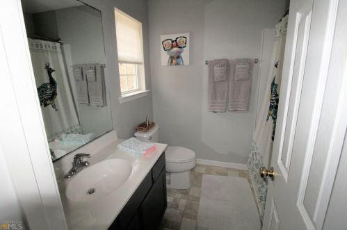 325 Cross Rd, Bluffton SC 29910-5131 exterior