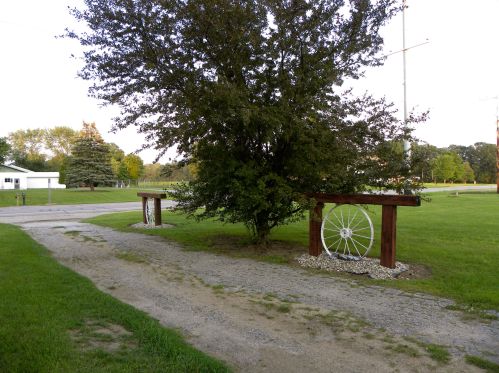 50002 M 51, Dowagiac MI 49047-9631 exterior