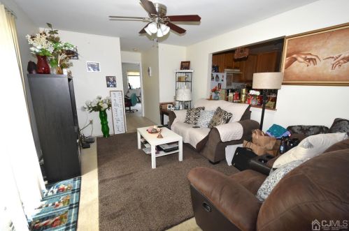 4521 Birchwood Ct, New Brunswick, NJ 08902-3923