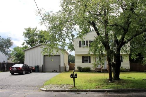 49 Dubois St, Springfield MA  01151-1919 exterior