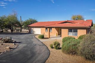 901 Calle Mariposa, Tucson, AZ 85718-2947