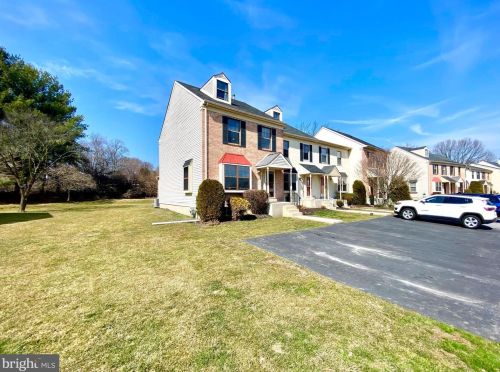 354 Scola Rd, Chester PA 19015-1417 exterior