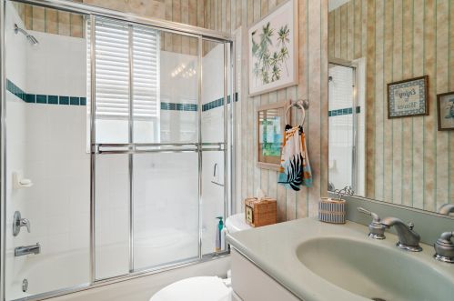 410 Aqua Vista Ln, Fort Pierce FL  34986-2645 exterior