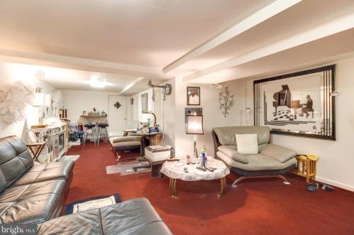 735 Princeton Pl, Washington DC 20010-1606 exterior