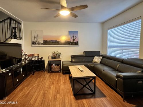 2451 Emile Zola Ave, Phoenix AZ 85032-6225 exterior