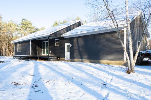 1341 Drent Rd, Meskegon MI 49442 exterior