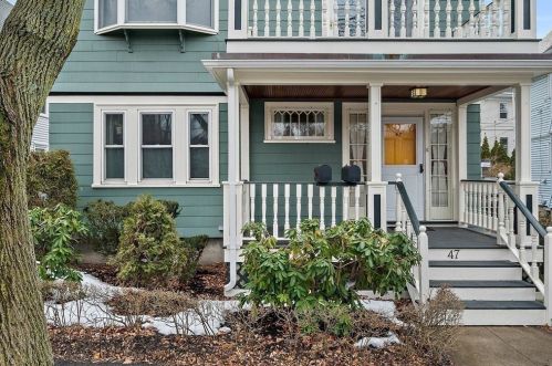 47 Bowker St, Brookline, MA 02445-6912