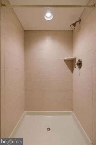 107 Kilgannon Ln, Lancaster PA 17603-9050 exterior